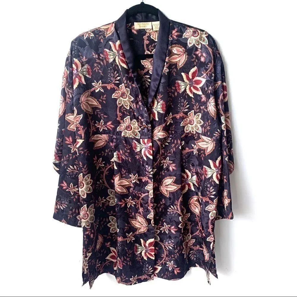 Vintage Victoria’s Secret Floral Sleep Shirt Robe